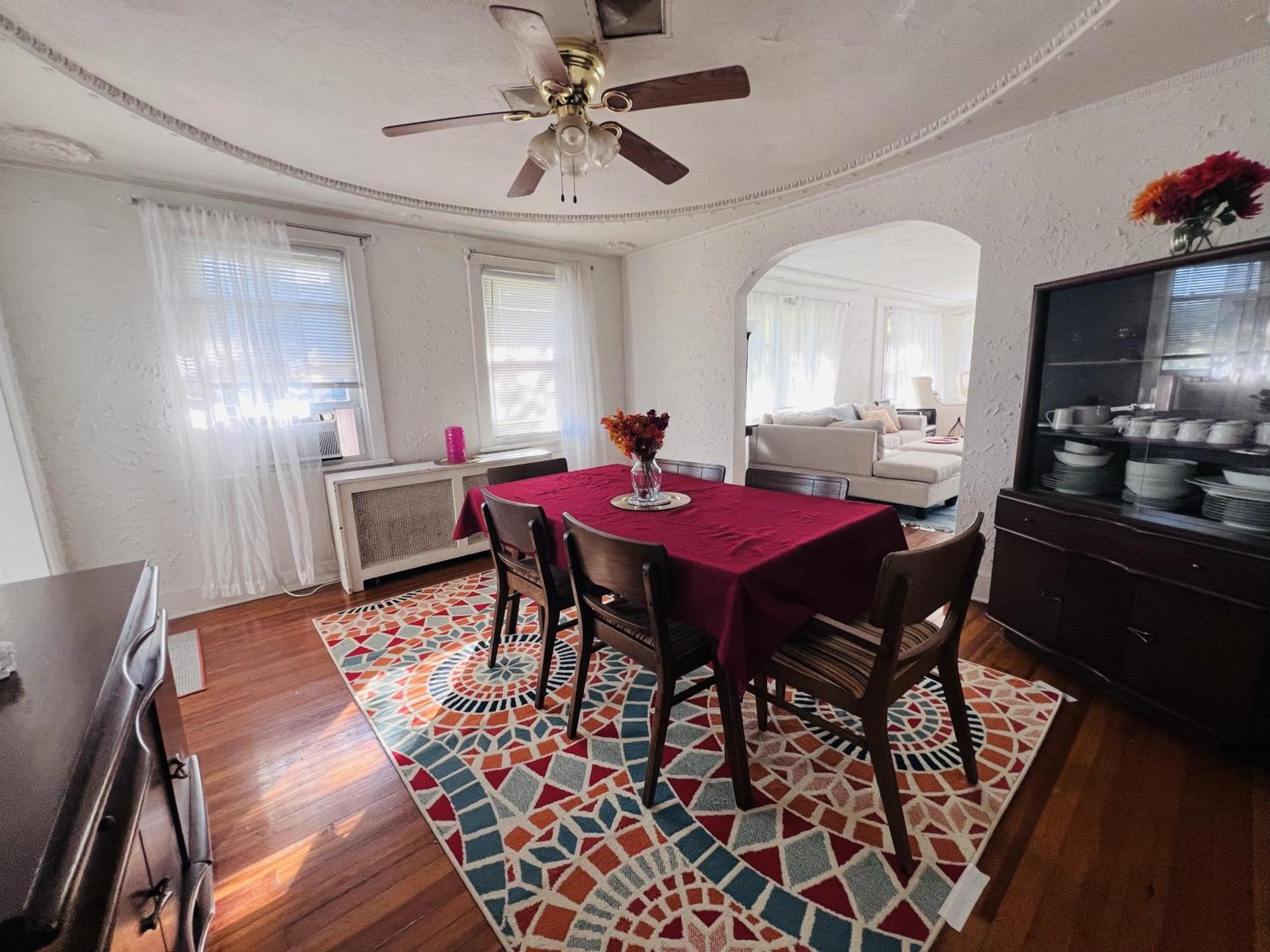 Charming 3 Bedroom In A Tudor-style *